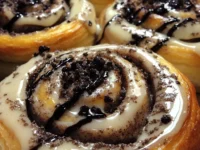 Cookies and Cream Cinnamon Rolls